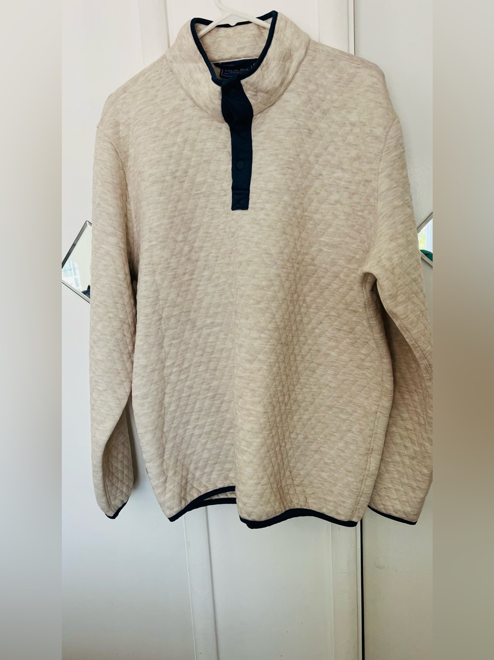 Men's Quilted Cream Pullover Sweater with Contrast Trim size XL